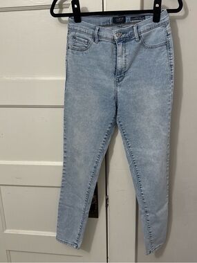 Light Wash Blue High-Rise Skinny Jeans